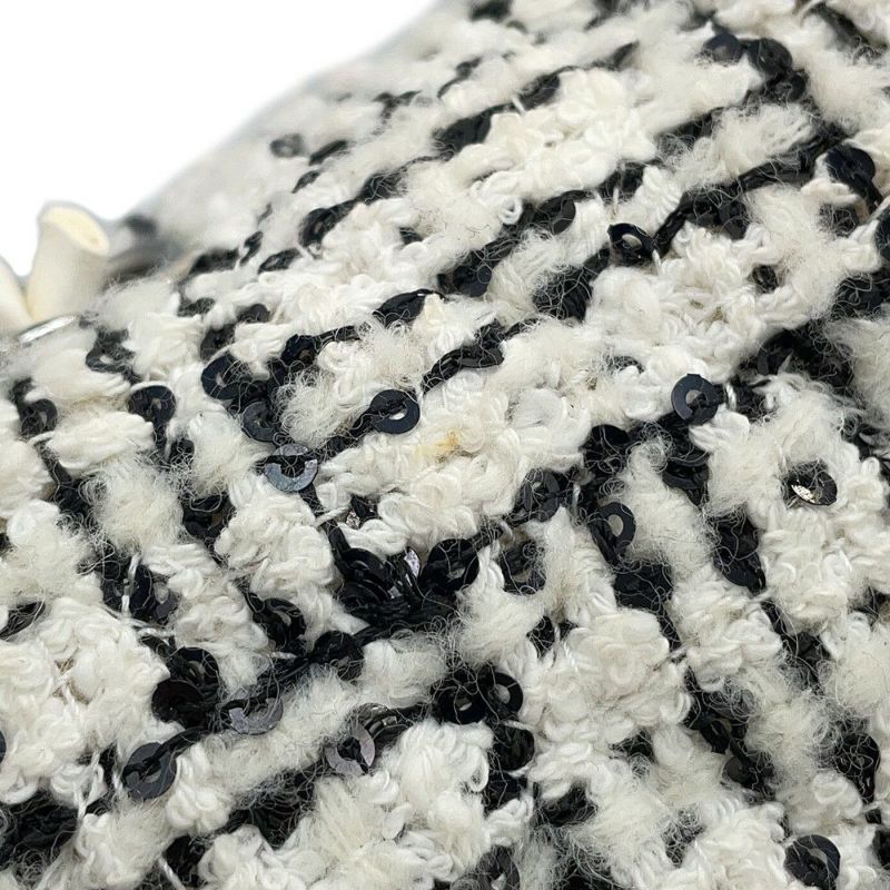 シャネル チェーンショルダーバッグ ココマーク ミニ フラップ ツイード A69900 CHANEL 白