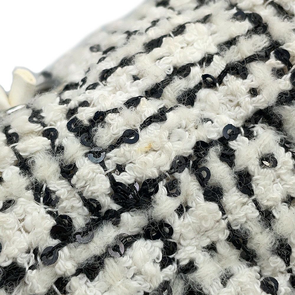 シャネル チェーンショルダーバッグ ココマーク ミニ フラップ ツイード A69900 CHANEL 白