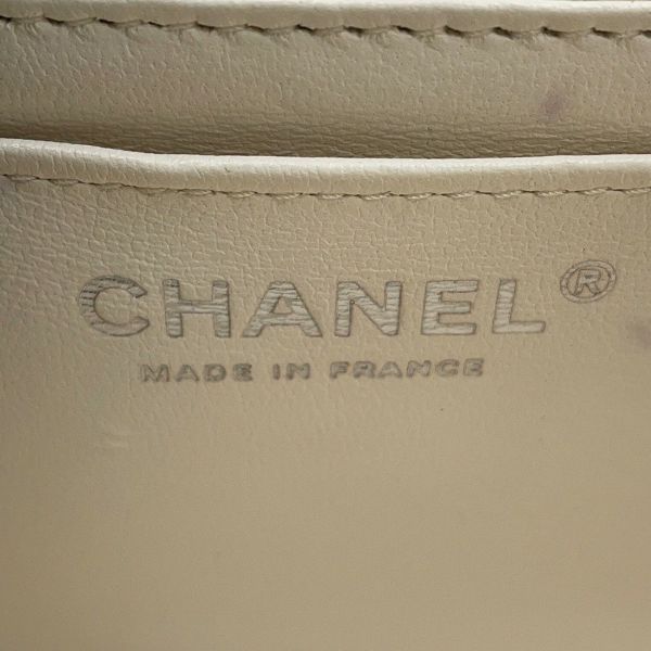 シャネル チェーンショルダーバッグ ココマーク ミニ フラップ ツイード A69900 CHANEL 白