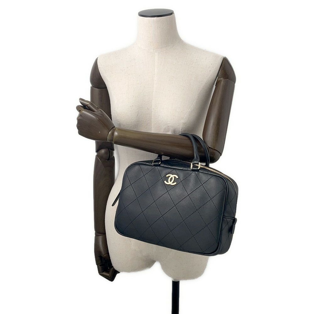 シャネル ハンドバッグ マトラッセ ココマーク ボーリングバッグ カーフレザー CHANEL 2WAY 黒