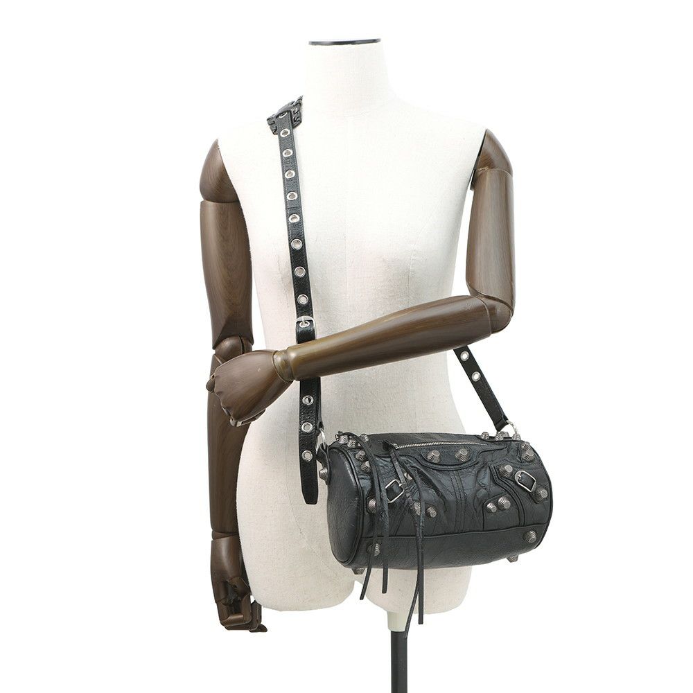 バレンシアガ ショルダーバッグ ル カゴール シリンダー レザー 771716 BALENCIAGA バッグ 黒