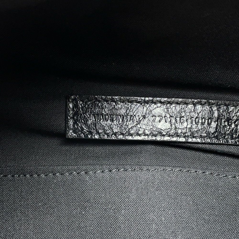 バレンシアガ ショルダーバッグ ル カゴール シリンダー レザー 771716 BALENCIAGA バッグ 黒