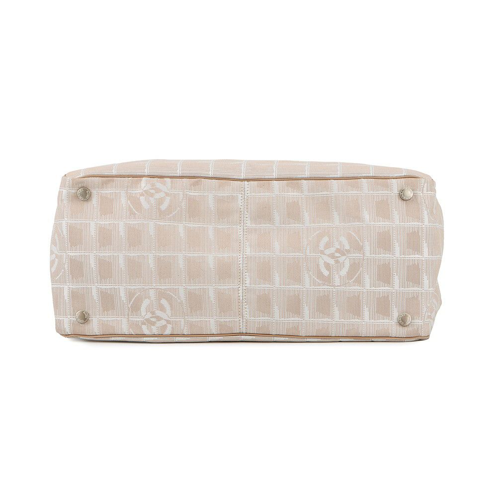 シャネル トートバッグ ニュートラベルライン トートMM ナイロン A15991 CHANEL