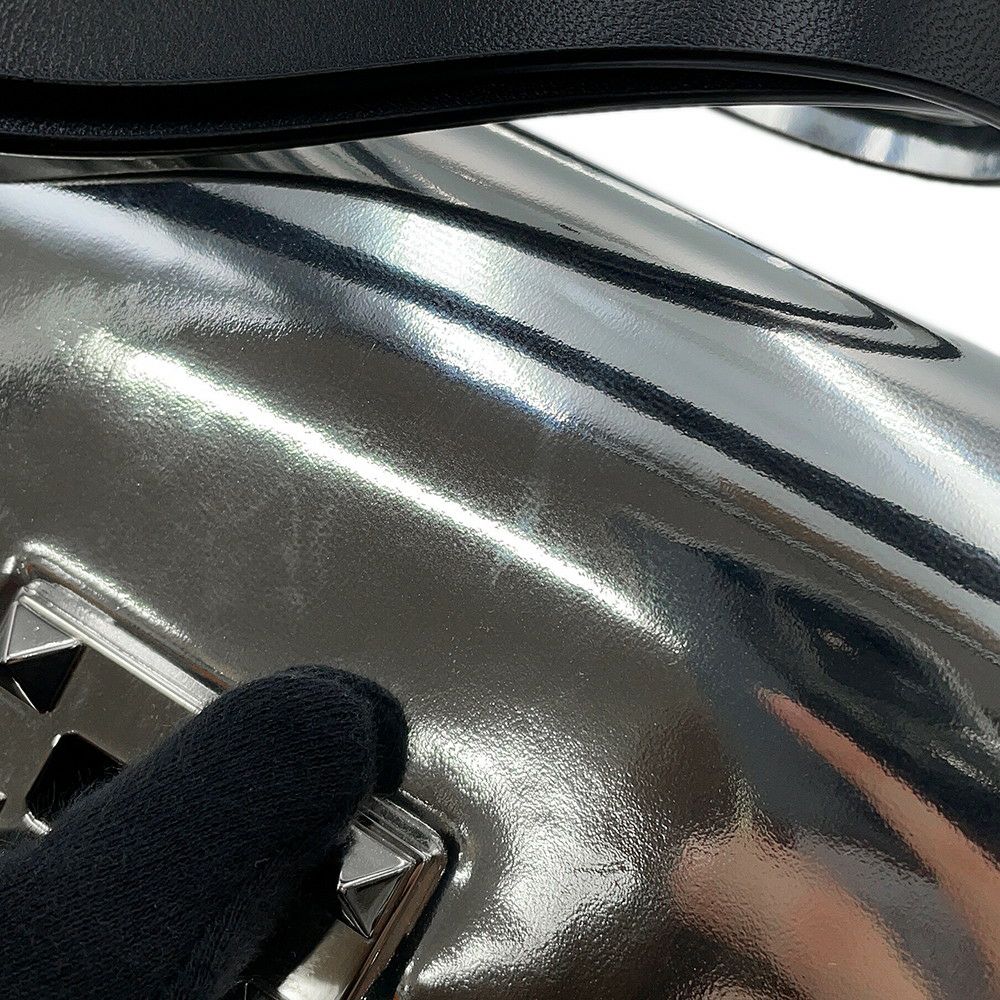 ヴァレンティノ・ガラヴァーニ ショルダーバッグ ロックスタッズ パテント 3W2B0M42QTE VALENTINO