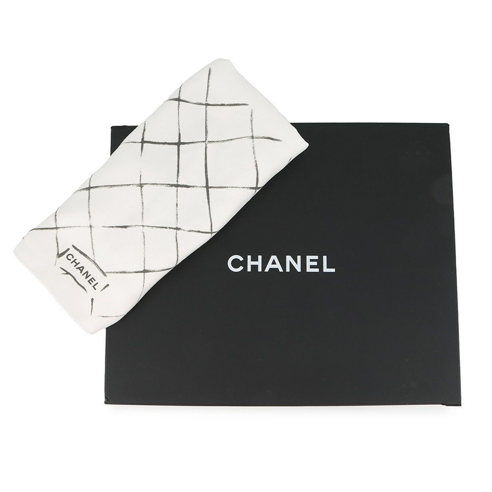 シャネル チェーンショルダーバッグ マトラッセ30 ココマーク キャビアスキン A58600 CHANEL