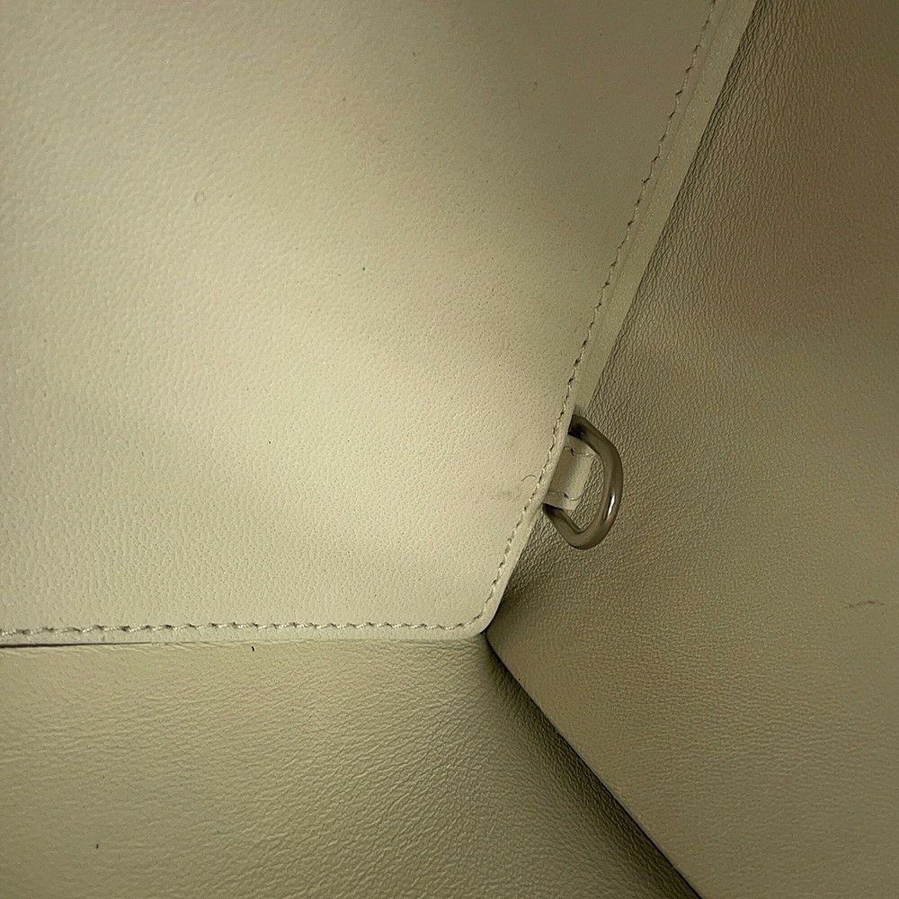 ボッテガヴェネタ トートバッグ マキシイントレチャート アルコ ミディアム 609175 BOTTEGA VENETA 黒 白