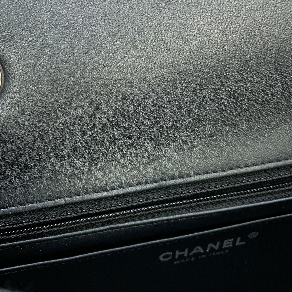 シャネル チェーンショルダーバッグ ココマーク ミニ フラップ ラムスキン A69900 CHANEL 黒
