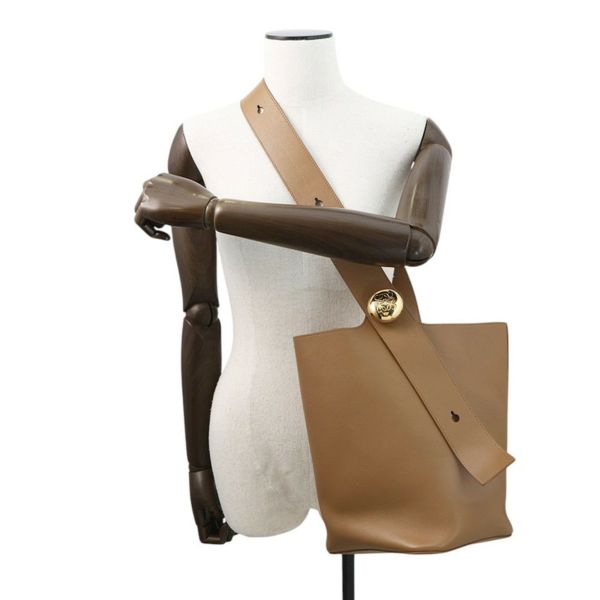 ロエベ ショルダーバッグ ペブル バケットバッグ ミディアム AANBBBWX01 LOEWE