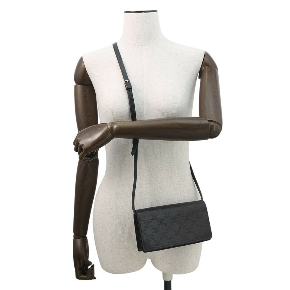 セリーヌ ショルダーバッグ トリオンフ ホリゾンタル スリーブ レザー 10K773FQD CELINE 黒