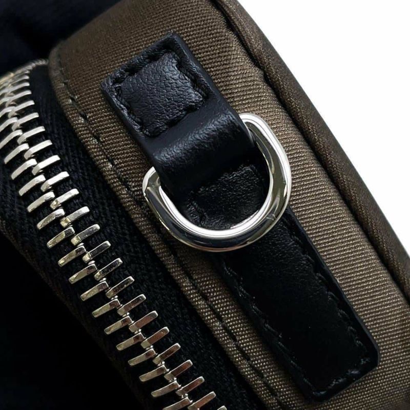 プラダ ショルダーバッグ カモフラージュ ミニ ナイロン PRADA バッグ ポーチ 迷彩柄