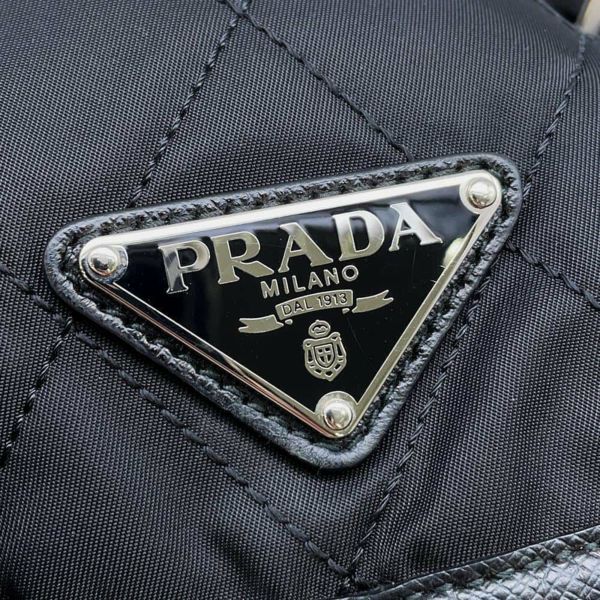 プラダ リュック ナイロン キルティング バックパック 1BZ811 PRADA バッグ リュックサック 黒