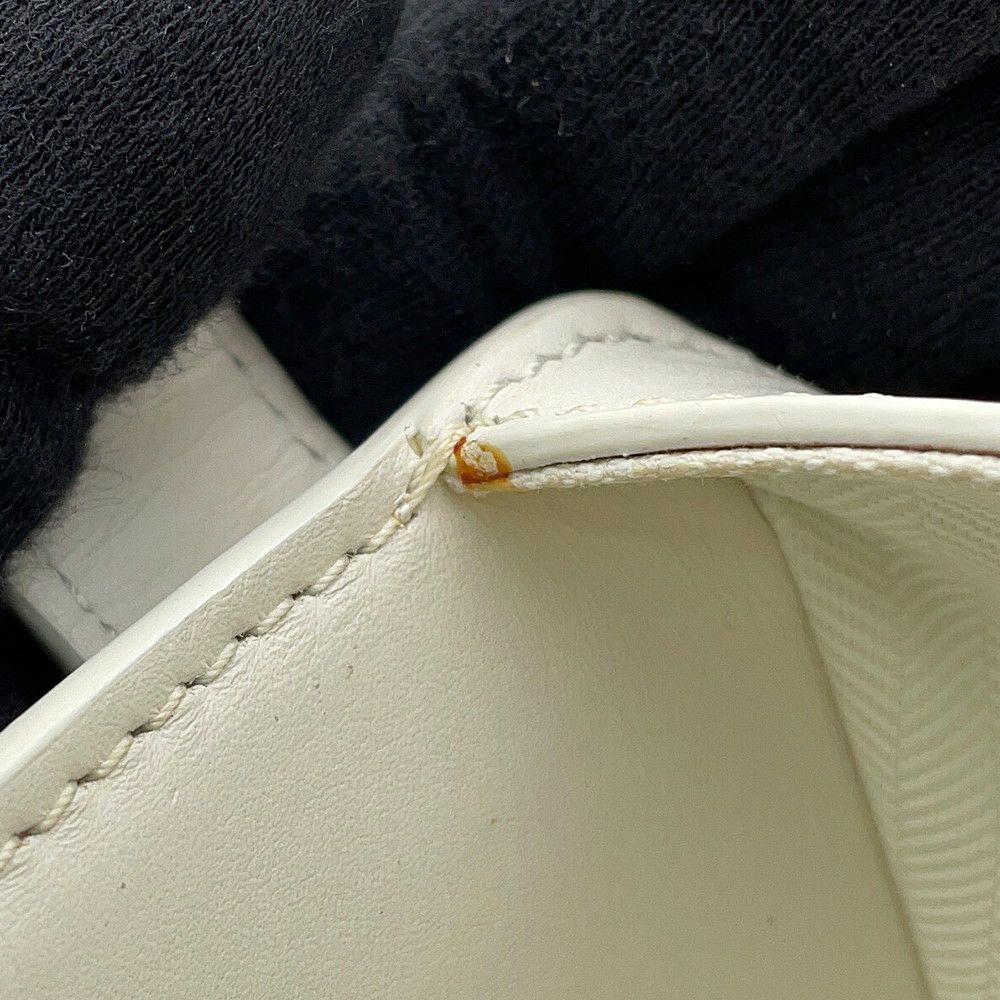 ロエベ ハンドバッグ ハンモック コンパクト レザー A538H13X07 LOEWE 2way 白