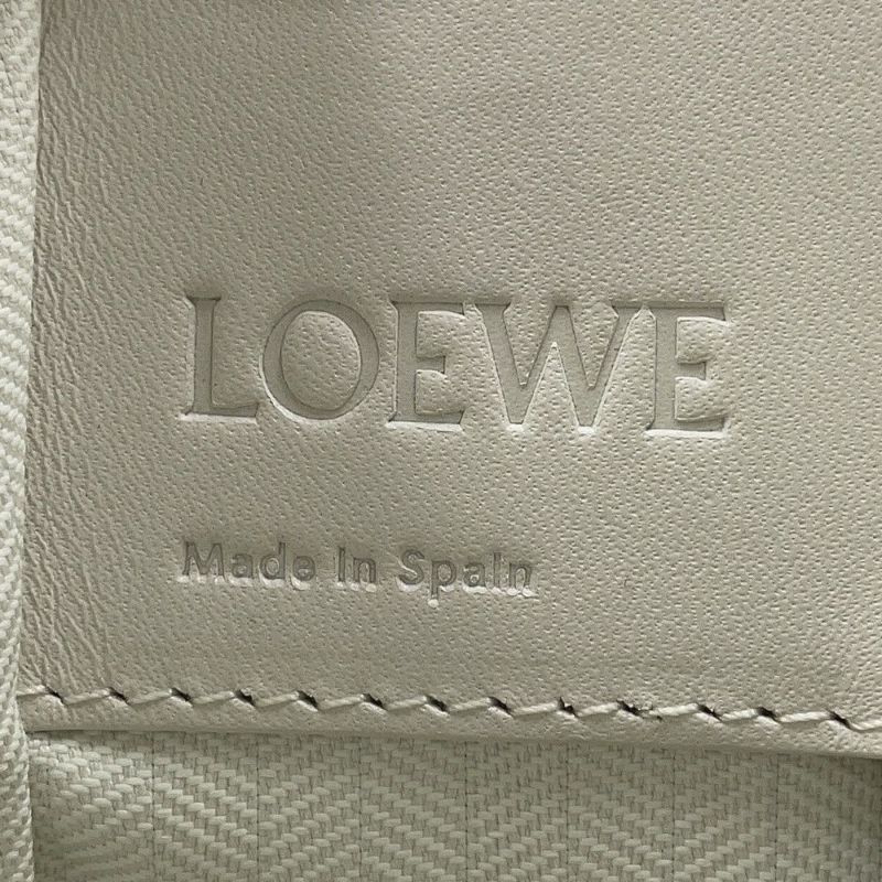 ロエベ ハンドバッグ ハンモック コンパクト レザー A538H13X07 LOEWE 2way 白