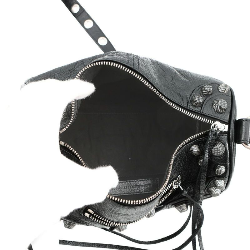 バレンシアガ ショルダーバッグ ルカゴール シリンダー レザー 771716 BALENCIAGA 黒