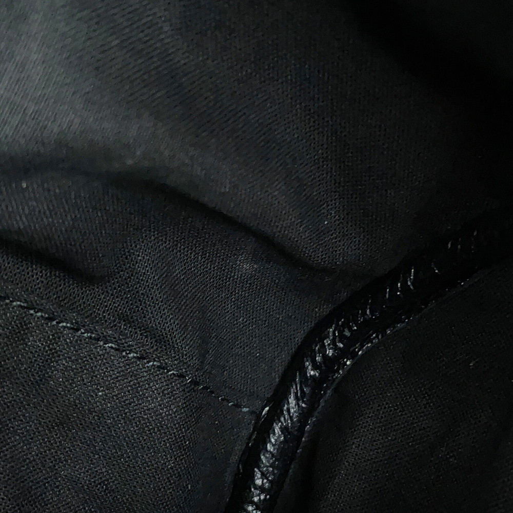 バレンシアガ ショルダーバッグ ルカゴール シリンダー レザー 771716 BALENCIAGA 黒