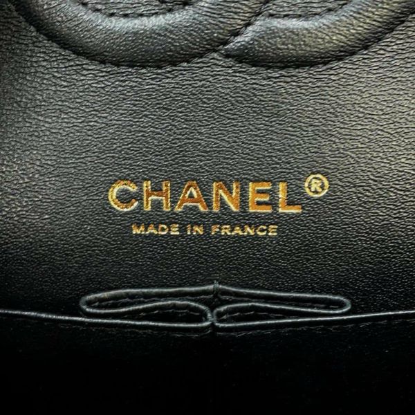 シャネル チェーンショルダーバッグ シェブロン ココマーク ラムスキン ダブルチェーン A01112 CHANEL Vステッチ 黒