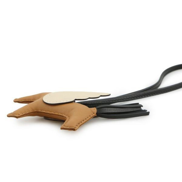 エルメス バッグチャーム ロデオPM ペガサス チャイ/ナタ/ブラック ラムスキン W刻印 HERMES チャーム オーナメント
