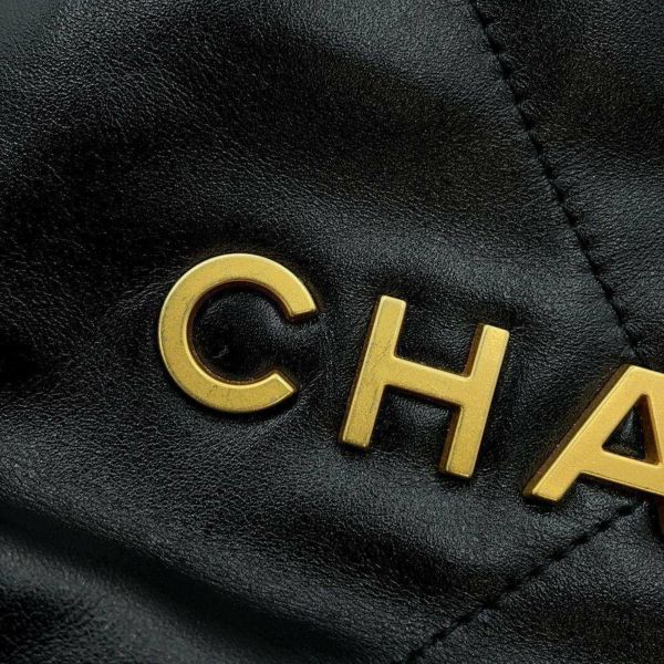 シャネル ハンドバッグ CHANEL 22 ミニ ココマーク シャイニーカーフレザー AS3980 CHANEL 2wayショルダーバッグ 黒