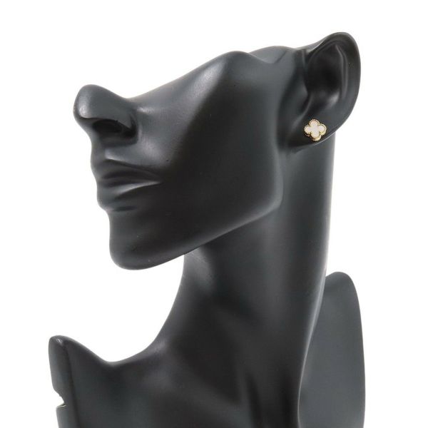 ヴァンクリーフ&アーペル ピアス スウィート アルハンブラ ピアス マザーオブパール K18YGイエローゴールド VCARA44800