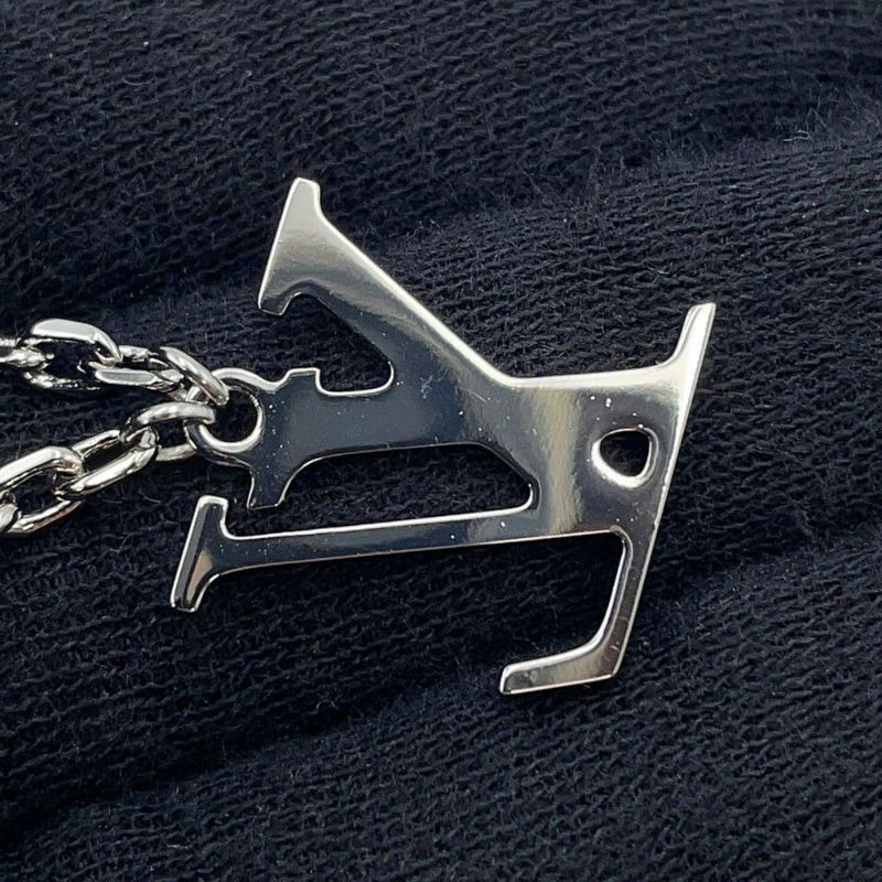 ルイヴィトン ネックレス ペンダント・LVプレーン MP3157 LOUIS VUITTON アクセサリー