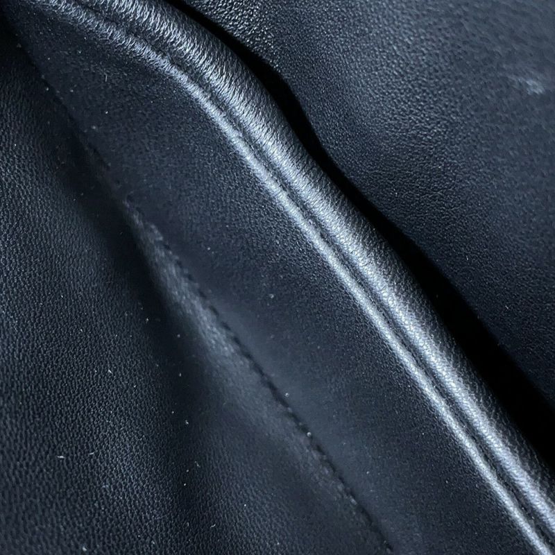 エムシーエム ショルダーバッグ AREN ロゴ レザー MWHCATA02BK001 MCM 黒