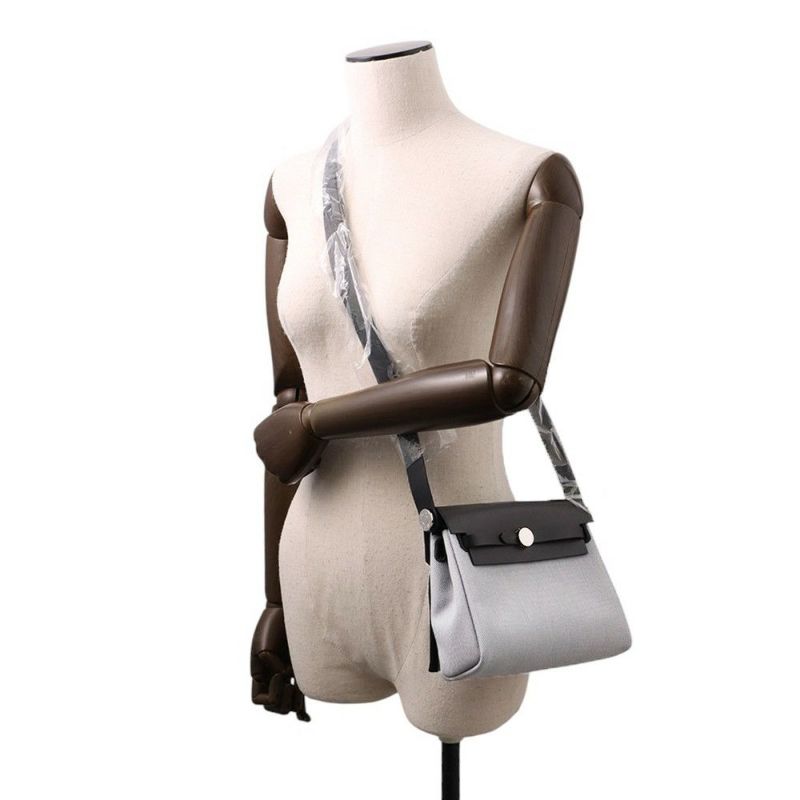 エルメス ショルダーバッグ エールバッグジップ ミニ ブラック/グリパンタン/シルバー金具 トワルアッシュ/ヴァッシュハンター K刻印