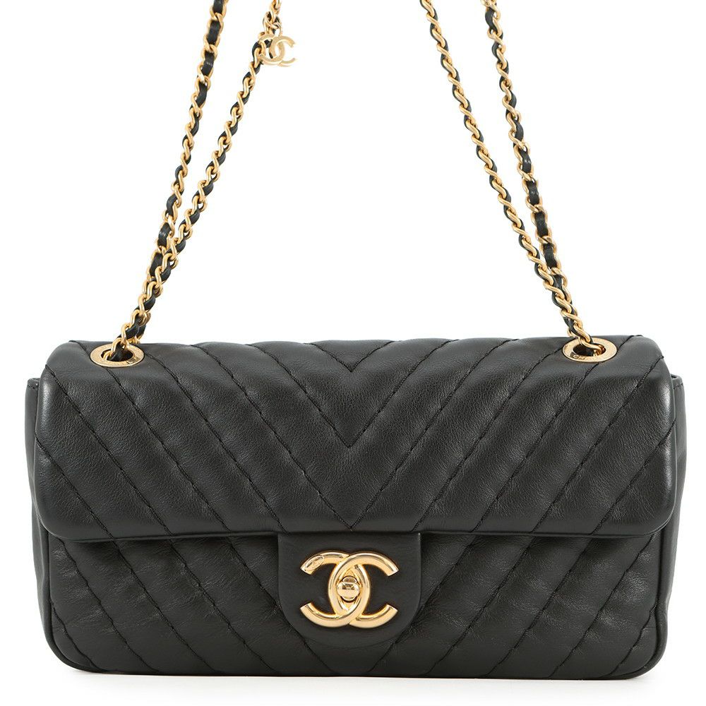 シャネル チェーンショルダーバッグ ココマーク シェブロン ラムスキン CHANEL 黒
