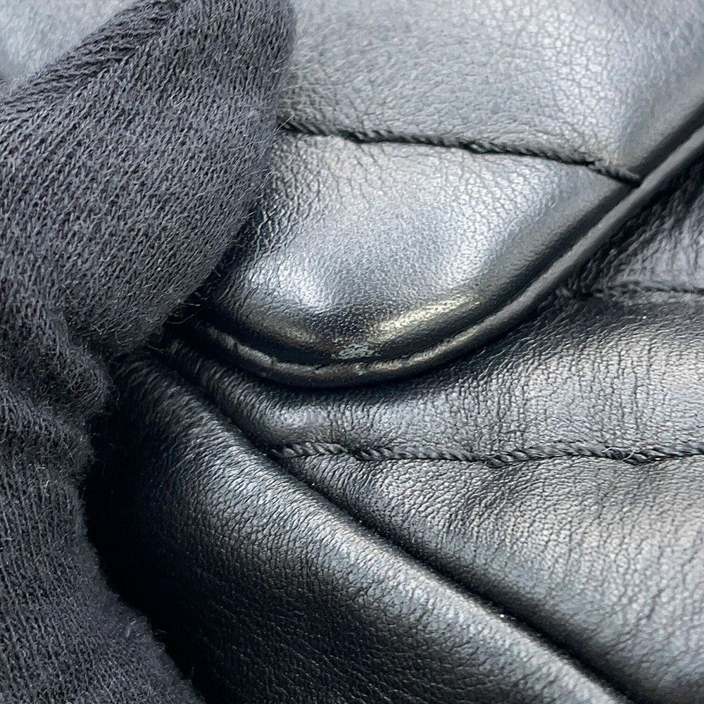 シャネル チェーンショルダーバッグ ココマーク シェブロン ラムスキン CHANEL 黒