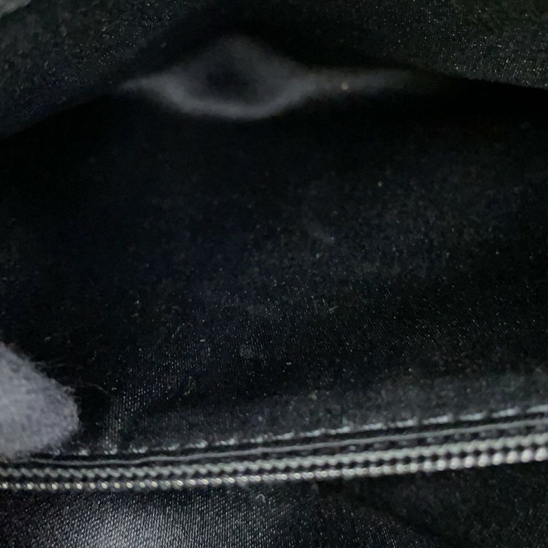 シャネル チェーンショルダーバッグ ココマーク シェブロン ラムスキン CHANEL 黒