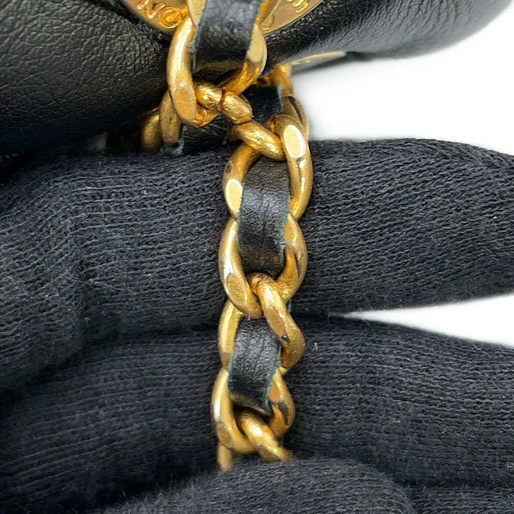 シャネル チェーンショルダーバッグ ココマーク シェブロン ラムスキン CHANEL 黒