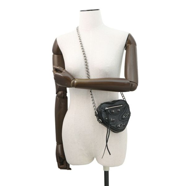 バレンシアガ チェーンショルダーバッグ ル カゴール ハートバッグ レザー 722781 BALENCIAGA 黒