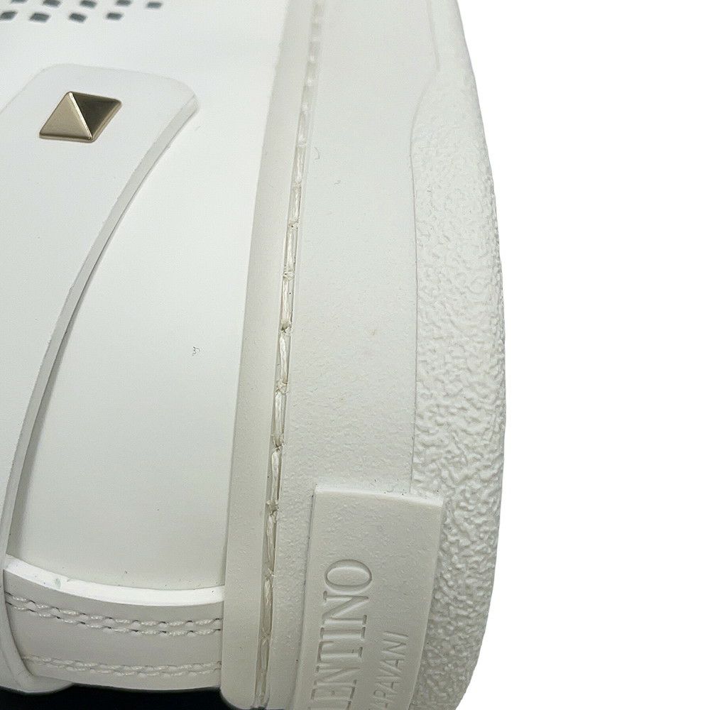 ヴァレンティノ スニーカー パンチング ロゴ メンズサイズ41 TZM20W2 靴 白