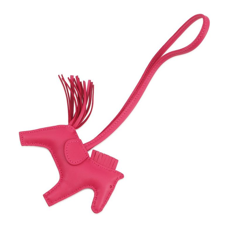 エルメス バッグチャーム ロデオ PM ローズメキシコ ラムスキン Y刻印