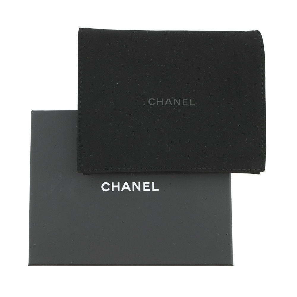 シャネル 三つ折り財布 マトラッセ ココマーク クラシック スモール フラップ ウォレット キャビアスキン AP0230 CHANEL 財布 黒