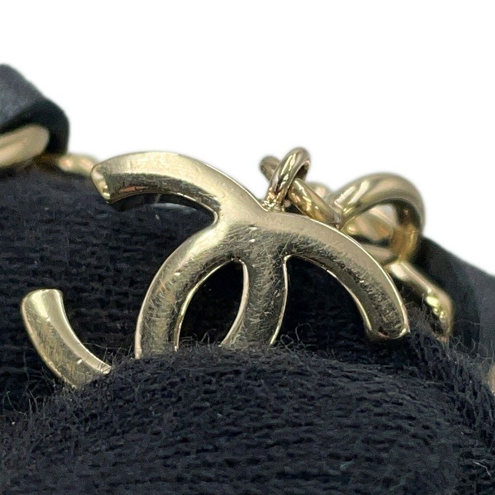 シャネル チェーンウォレット ココマーク リザード A82527 CHANEL ポシェット 財布 黒