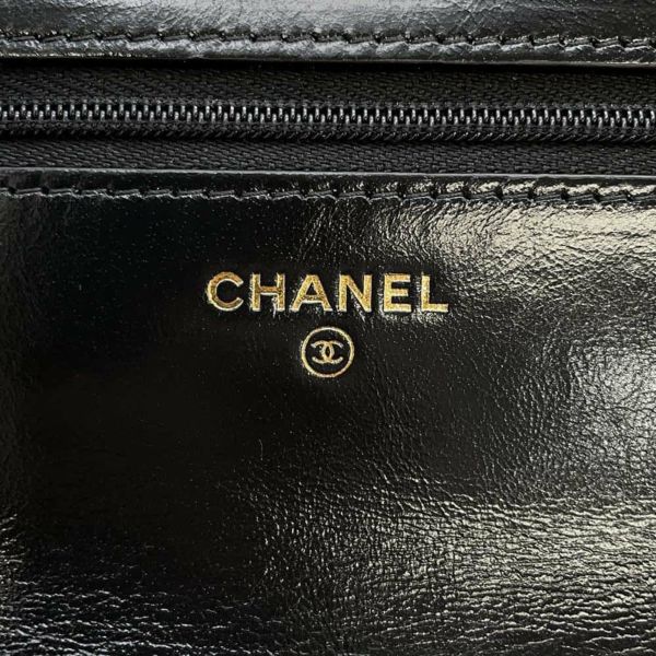 シャネル チェーンウォレット マトラッセ ココマーク シャイニーラムスキン CHANEL 黒