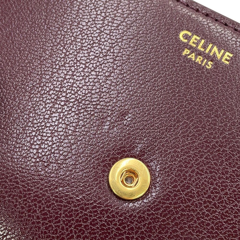 セリーヌ 三つ折り財布 トリオンフ スモールフラップウォレット ゴートスキン 10D783GVE.28DG CELINE