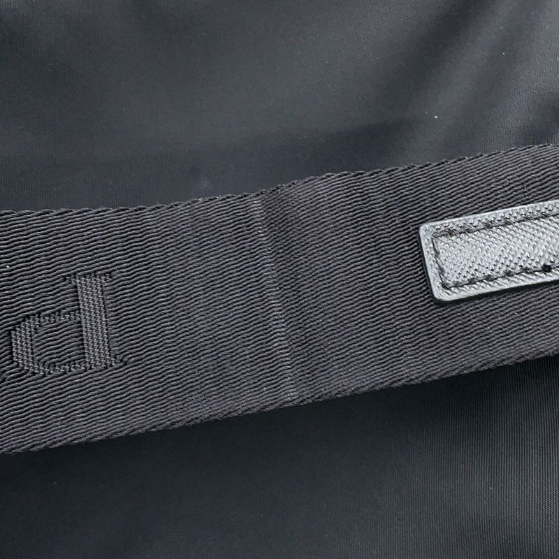 プラダ ショルダーバッグ Re-Nylon ナイロン 2VH113 PRADA 斜め掛け 黒