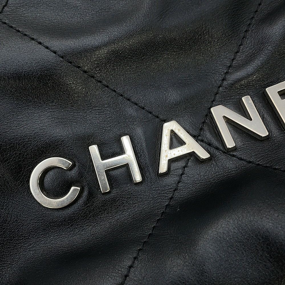 シャネル ハンドバッグ CHANEL 22 ミニ ココマーク シャイニーカーフレザー AS3980 CHANEL 2way 黒