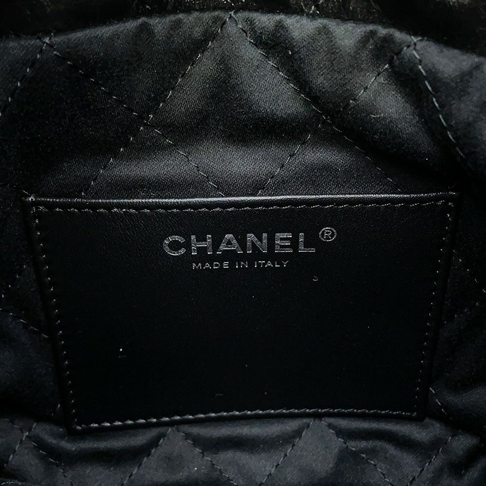 シャネル ハンドバッグ CHANEL 22 ミニ ココマーク シャイニーカーフレザー AS3980 CHANEL 2way 黒