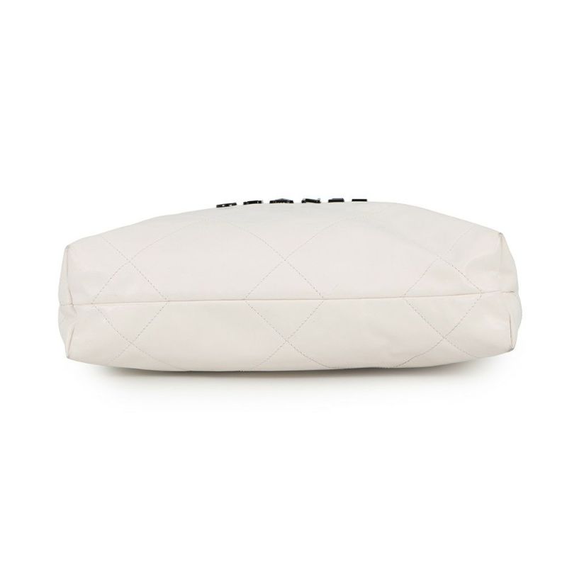 シャネル チェーンショルダーバッグ CHANEL22 スモール カーフスキン AS3260 CHANEL ポーチ付き 白