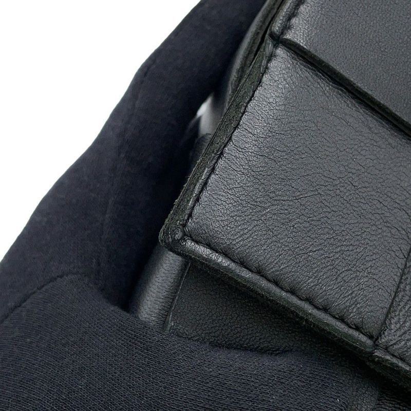 ボッテガヴェネタ ショルダーバッグ マキシイントレチャート カセット ラムスキン 578004 BOTTEGA VENETA 黒