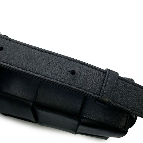 ボッテガヴェネタ ショルダーバッグ マキシイントレチャート カセット ラムスキン 578004 BOTTEGA VENETA 黒