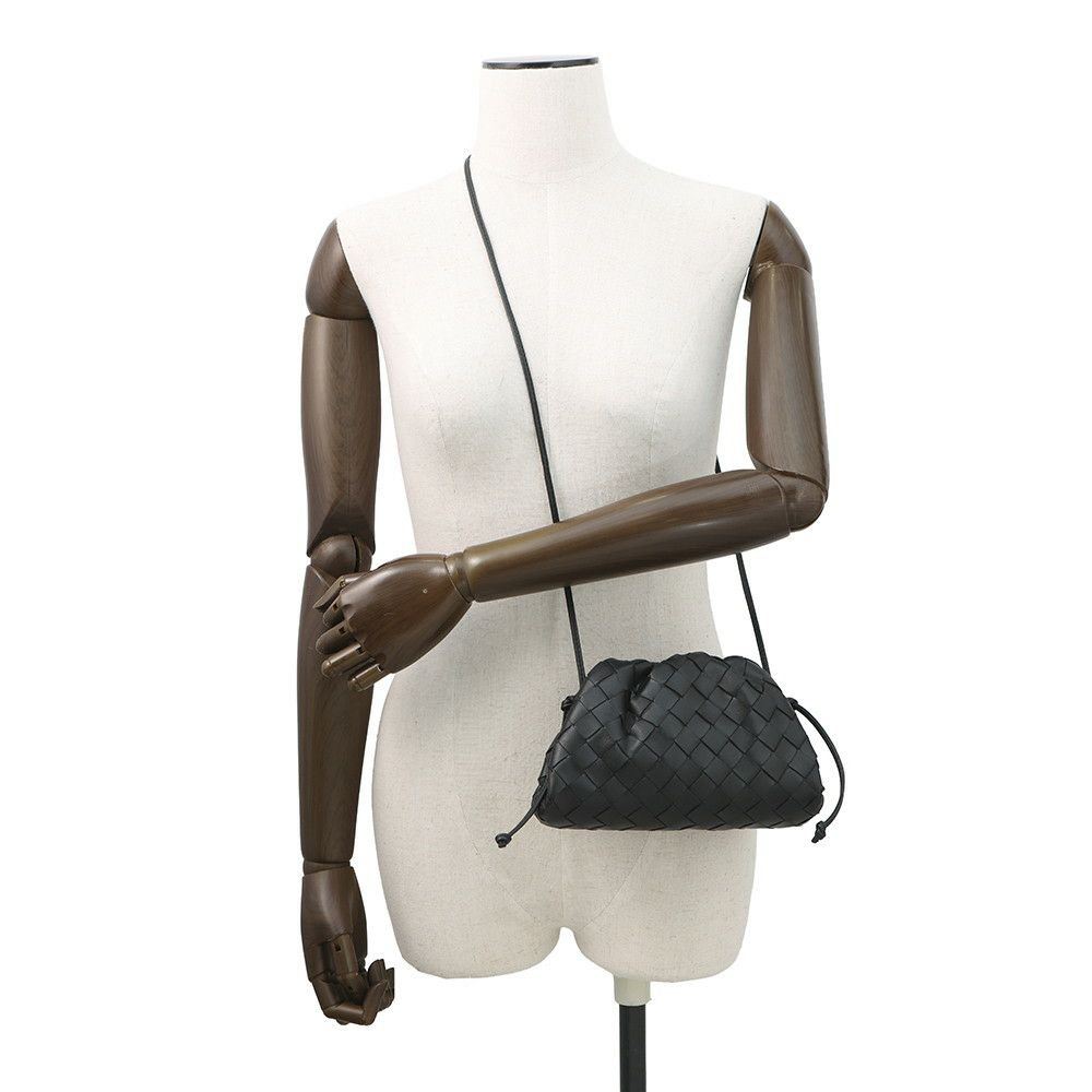ボッテガヴェネタ ショルダーバッグ ミニ ザ・ポーチ 585852 BOTTEGA VENETA 黒