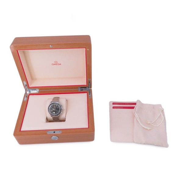 オメガ スピードマスター デイト クロノグラフ 323.30.40.40.06.001 OMEGA 腕時計 グレー文字盤