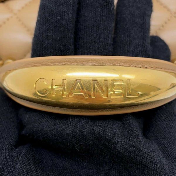 シャネル チェーンショルダーバッグ マトラッセ ココマーク トップハンドル ミニ ラムスキン AS2431 CHANEL