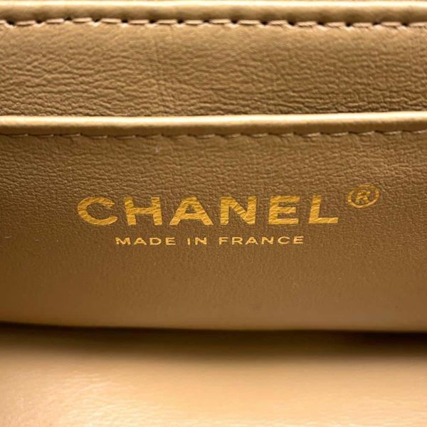 シャネル チェーンショルダーバッグ マトラッセ ココマーク トップハンドル ミニ ラムスキン AS2431 CHANEL