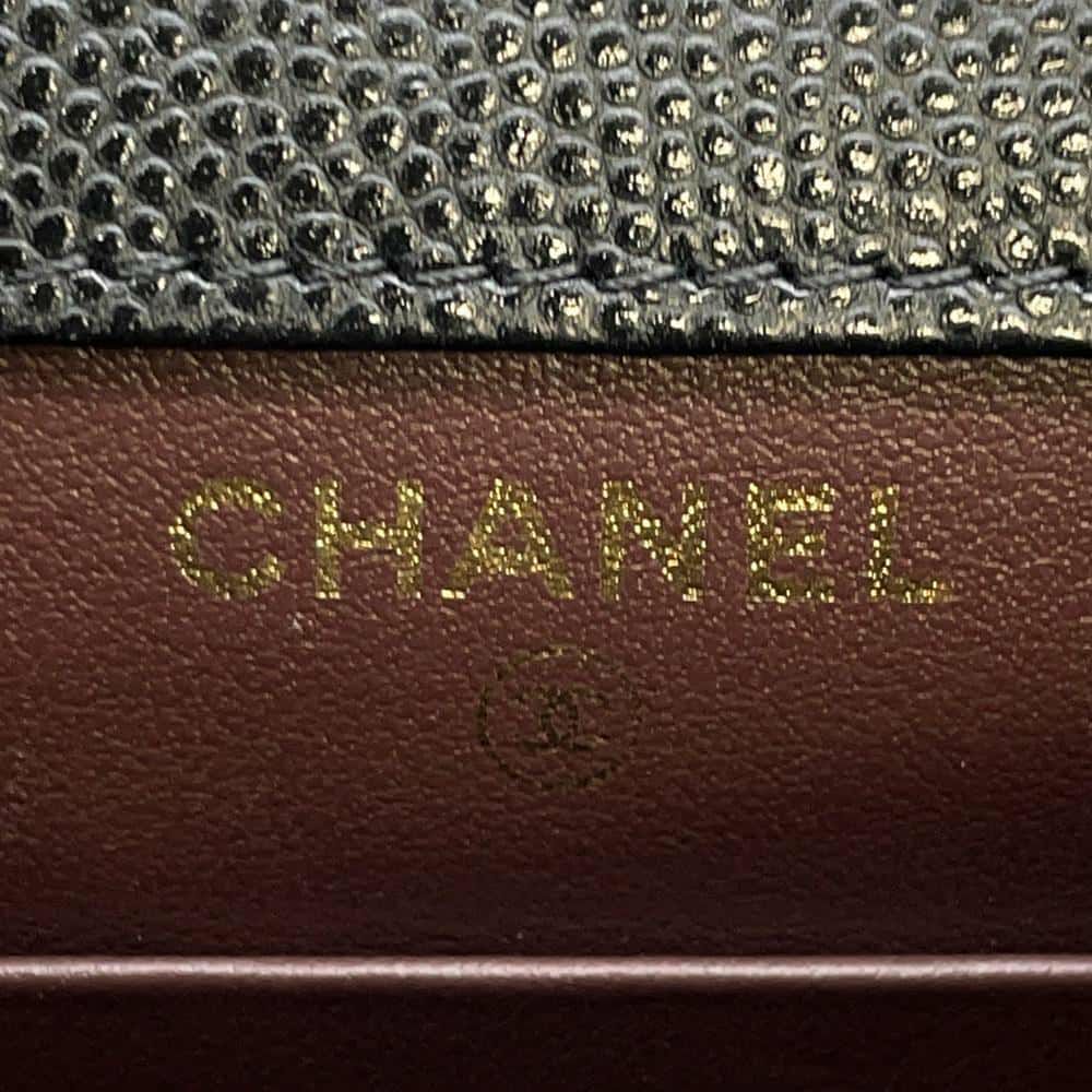 シャネル チェーンフォンポーチ マトラッセ ココマーク キャビアスキン CHANEL バッグ 黒
