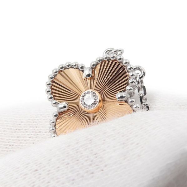 ヴァンクリ ネックレス ヴィンテージ アルハンブラ ギヨシェ ダイヤモンド 1P K18WG/K18PG VCARPNTH00 2024年ホリデー限定