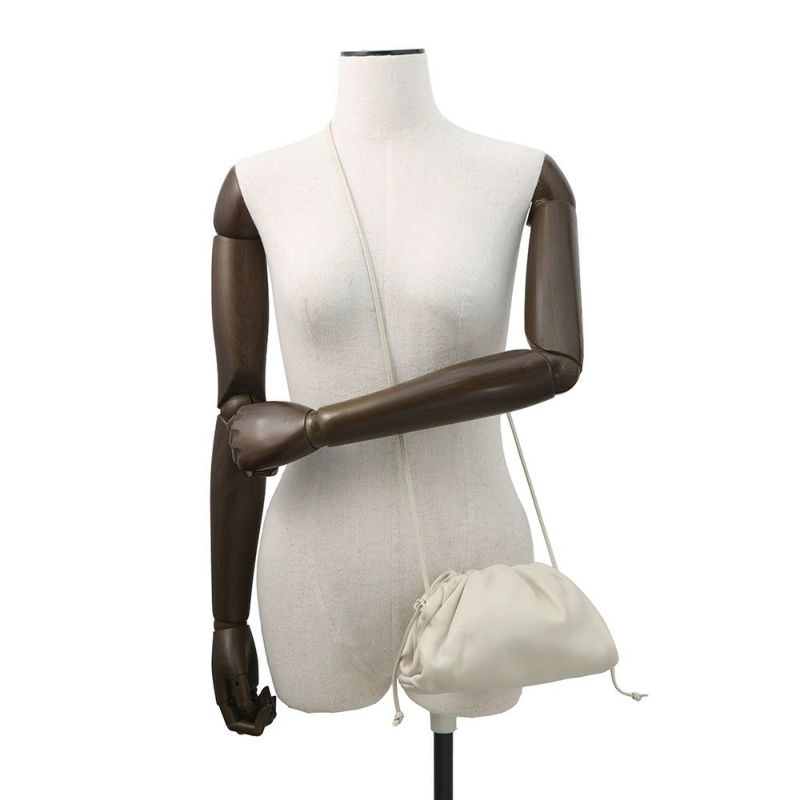 ボッテガヴェネタ ショルダーバッグ ミニ ザ・ポーチ 585852 BOTTEGA VENETA